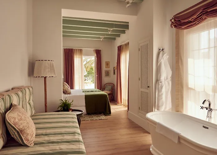 5 star hotel: Cristine Bedfor Mahon Boutique Hotel